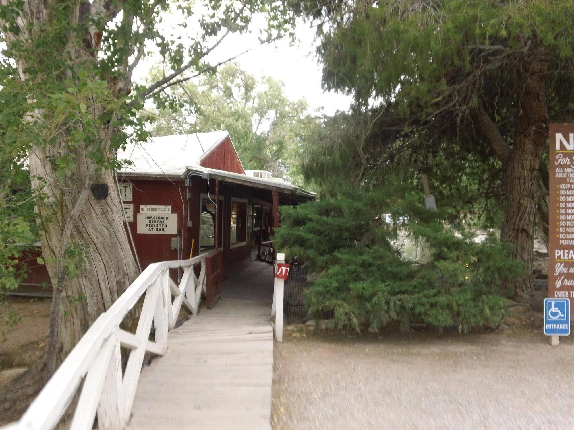 Bonnie Springs Ranch Motel Blue Diamond Bagian luar foto